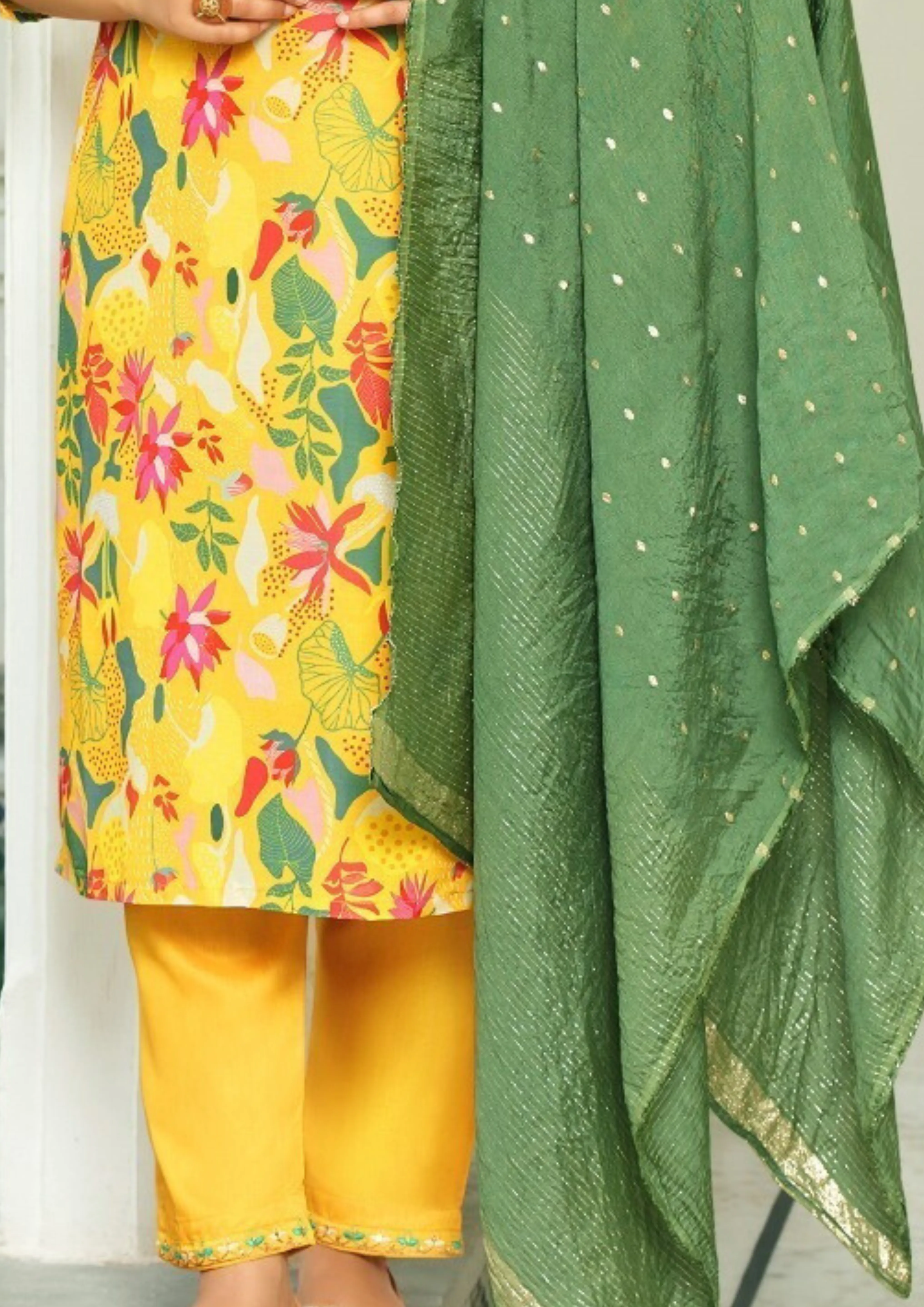 Gorgeous Yellow Color Straight Kurti With Pant And Fancy Jacquard Dupatta For Women