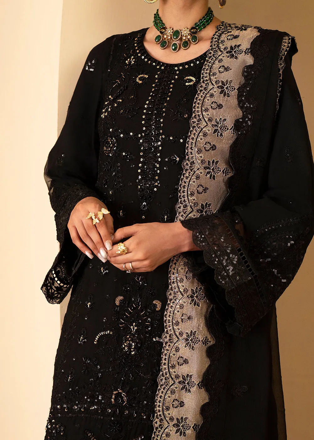 Romansiyyah Luxury Formals '24 by Emaan Adeel | REHANI